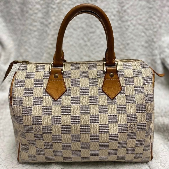 ✨SOLD✨AUTHENTIC LOUIS VUITTON SPEEDY 25✨ - Picture 2 of 9
